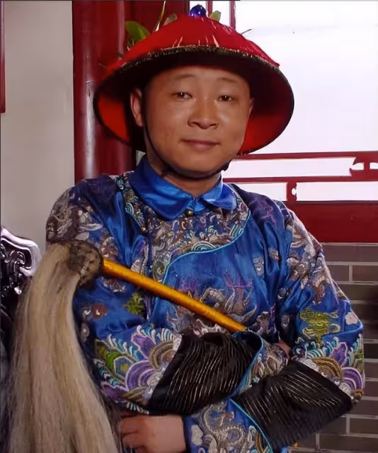 養雞賺上億,一塊表上千萬,這些明星看似過氣,實則是商業大佬