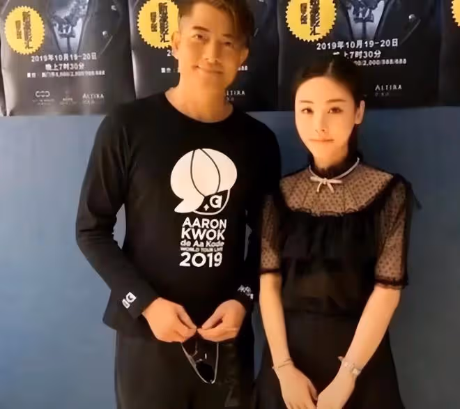 方媛悼念閨蜜蔡天鳳，郭富城的身邊已經安排了多名保鏢