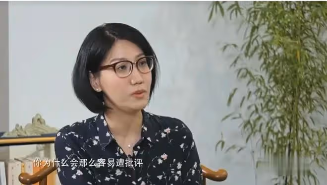 又咋了?周傑發文誇張頌文後,評論區淪陷,和網友互懟到凌晨3點