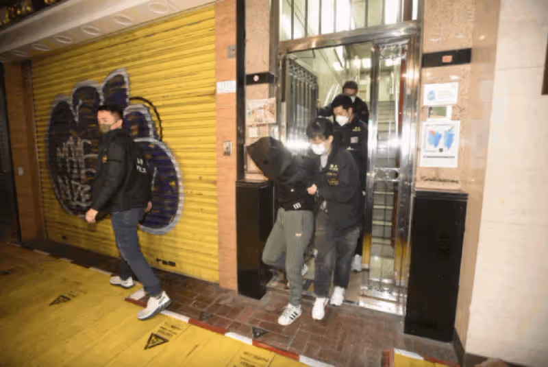 香港名媛碎屍案新進展!4名兇犯被提堂表現平靜,申請保釋均遭拒