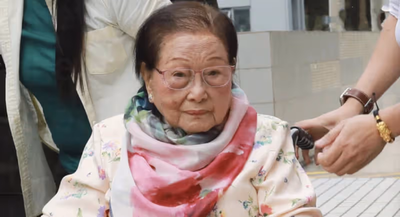 羅康瑞公開103歲母親近況,自曝多年未探望對方,母子為爭產決裂