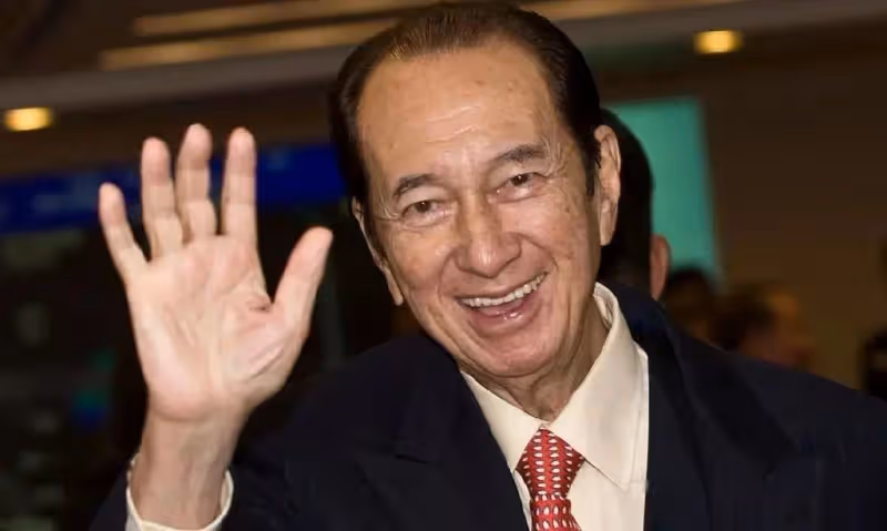 二代賭王傅老榕:發跡時何鴻燊還是秘書,與葉漢結仇被綁匪割耳朵