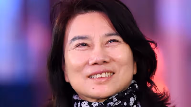 董明珠戀情被爆，戀上小34歲格力副總裁！老年人也有追求愛的權力