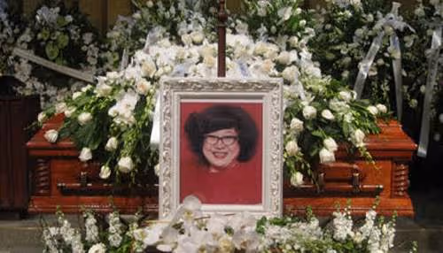 3段婚姻4個女兒,事業風光無限的鄭少秋,生活里對不起太多人