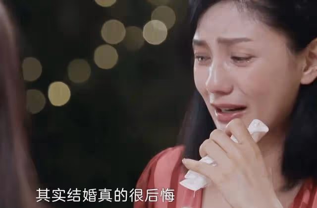 不結婚就分手,胡可是被逼的?拍戲才是休息?胡可這媽媽有智慧