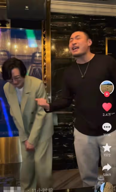 高啟盛扮演者重現經典動作,身材瘦小留長發變樣,疑社恐被嘲猥瑣