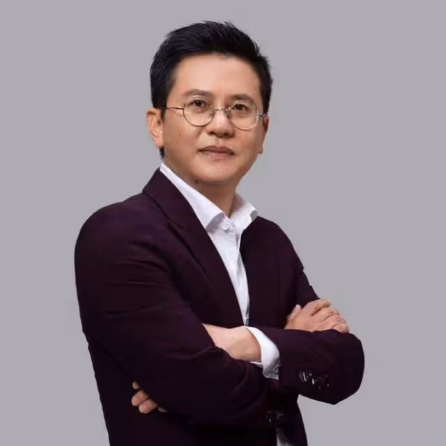 68歲董明珠否認與34歲員工王自如戀情,怒斥造謠者:低級下流無聊