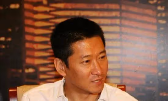 周傑上熱搜只因亂開地圖炮，被網友說情商低的他，用智商挨個回懟