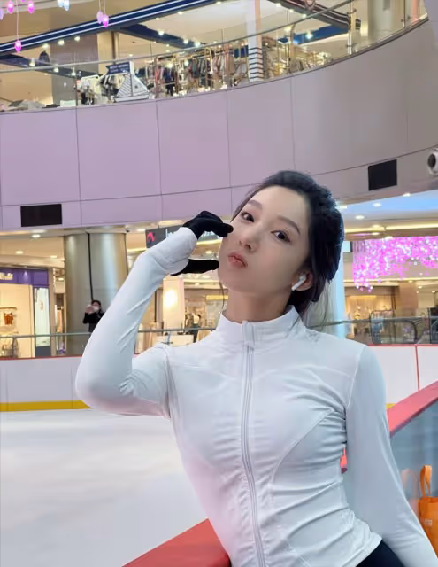 都美竹:眾叛親離,閨蜜、寫手、老闆全部鬧翻臉