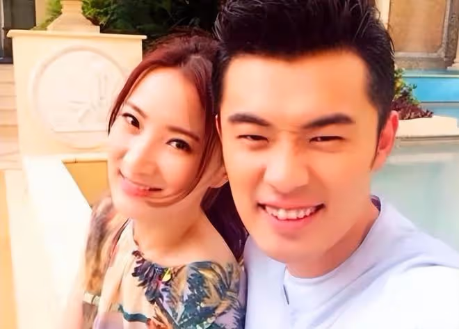 大瓜!曝某中年男星跟助理有私生子,前妻因此離婚,演過爆款劇