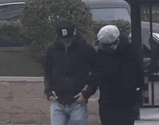 救命！王菲曬她跟謝霆鋒浴室照，二人敷面膜謝霆鋒花樣搞怪逗王菲不要太甜
