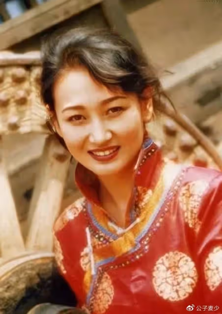 哈斯高娃:受不了騰格爾酗酒分開,離婚28年憑《情滿九道灣》翻紅