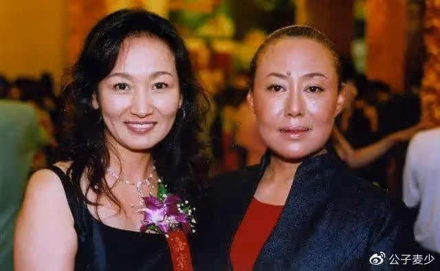 哈斯高娃:受不了騰格爾酗酒分開,離婚28年憑《情滿九道灣》翻紅