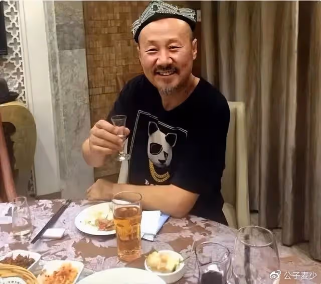 哈斯高娃:受不了騰格爾酗酒分開,離婚28年憑《情滿九道灣》翻紅