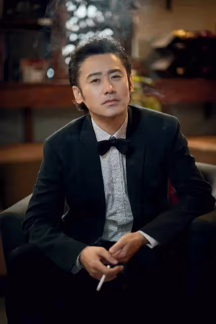 吳秀波22歲長子疑家暴,前女友髮長文控訴,其兒子三觀大跌眼鏡