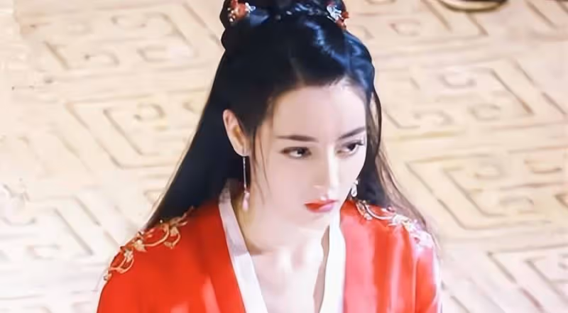 迪麗熱巴再啟大女主，攜手羅雲熙領銜出演，邢菲、李宏毅驚喜加盟