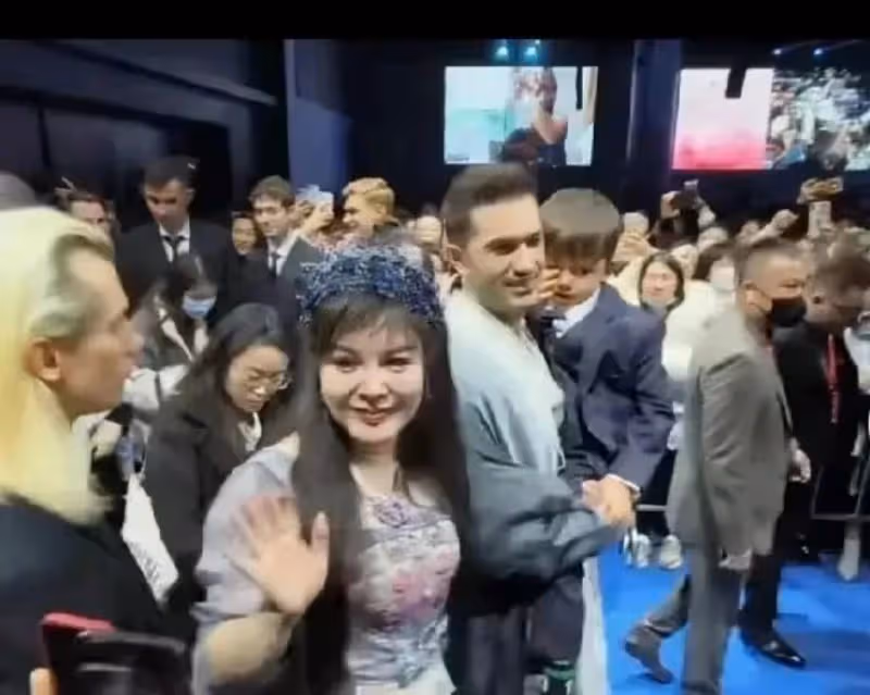 虞美人回應素顏像大媽:我被黑得很慘,但黑紅也是流量,不能放過