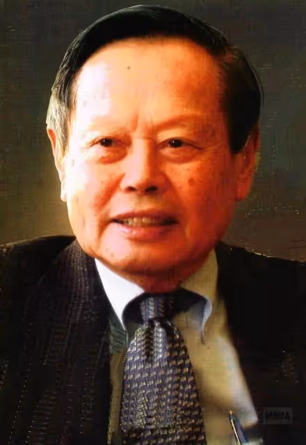 百歲老人楊振寧被傳病危,希望嬌妻改嫁,曝18億資產一分沒給她