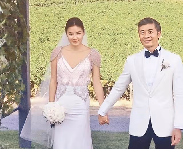 香港名模突然被曝離婚!疑與富商結束六年婚姻,近年來容貌變化大