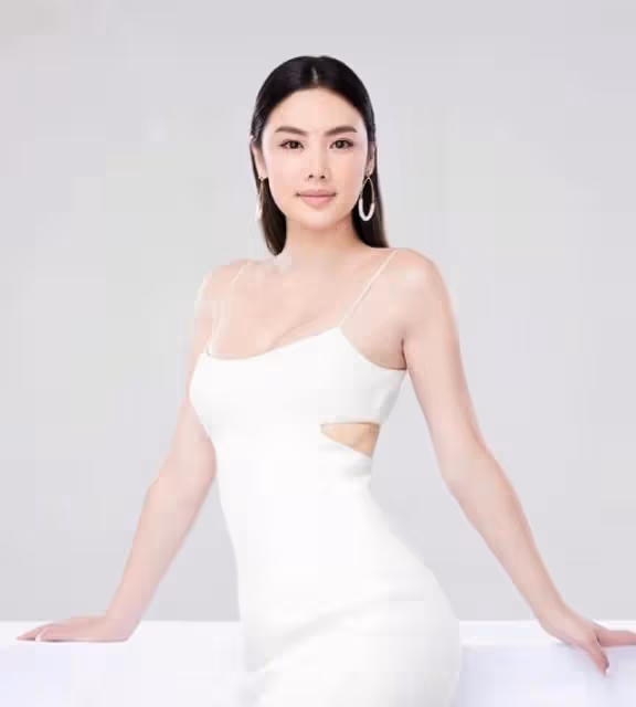 香港名模突然被曝離婚!疑與富商結束六年婚姻,近年來容貌變化大