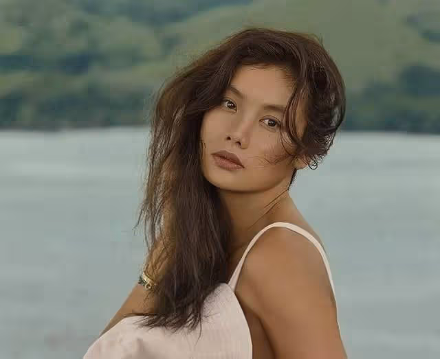 香港名模突然被曝離婚!疑與富商結束六年婚姻,近年來容貌變化大
