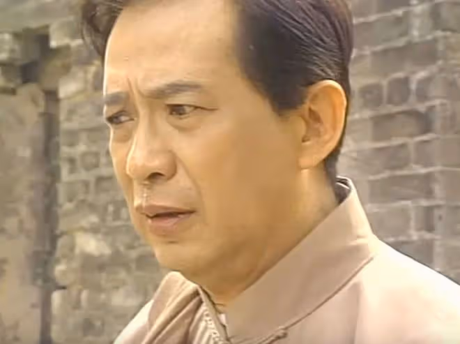86歲演員江圖近況,終身未婚與乾兒子相依為命,對方卻因癌症去世