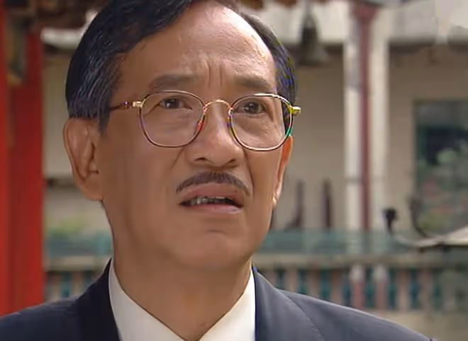 86歲演員江圖近況,終身未婚與乾兒子相依為命,對方卻因癌症去世