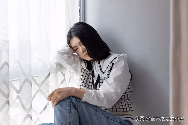 7旬大媽：生了一場病才懂兒媳就是喂不熟的白眼狼，不能對她太好