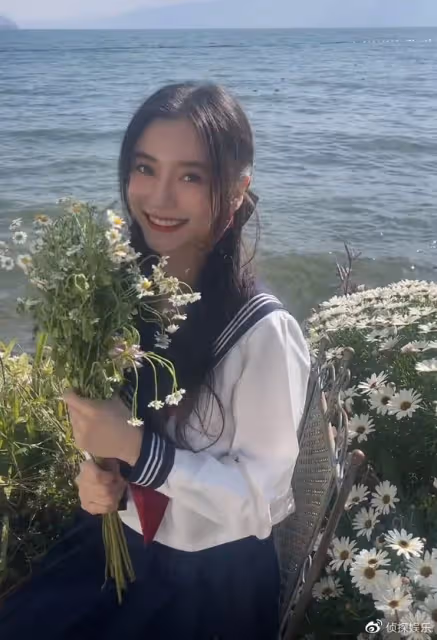 Baby低調慶34歲生日,打扮粉嫩少女感足,張大大猛夸全世界第一美
