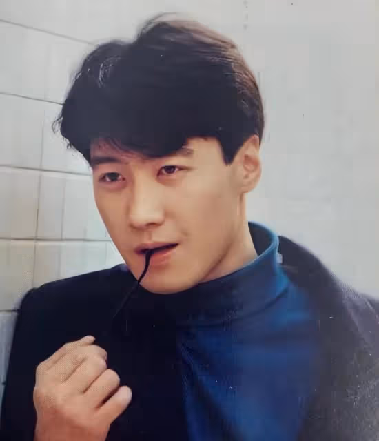 黎明前妻樂基兒疑似再離婚,曬與兒子互吻照片被罵,文案引人遐想