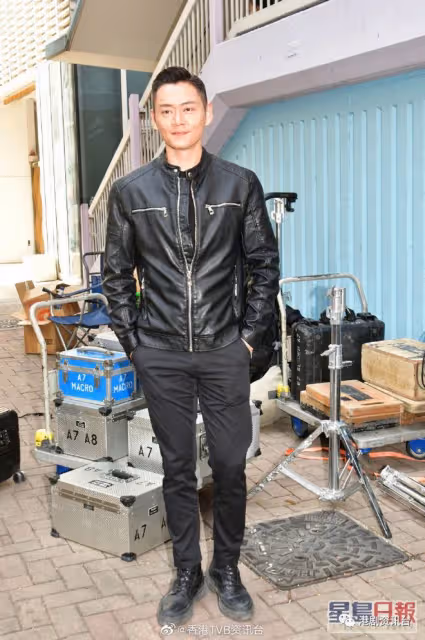 TVB當紅小生撞車爆眉骨縫7針!貼住除疤貼開工拍打戲