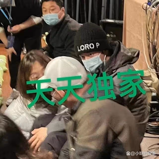 王一博所在即是人氣之地！他現身戲劇節，沒想到引來大批路人圍堵