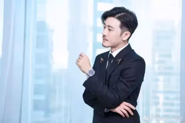 「林雨申」介紹＋7部必看陸劇！《倚天屠龍記》最帥的楊逍，《好好生活》