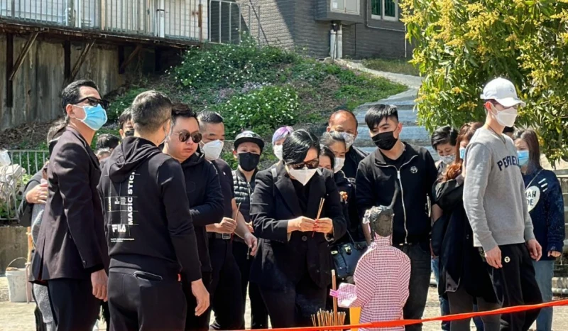 名媛蔡天鳳頭七,家人首度現身,認屍現場嚎哭不止,遺骸仍未尋獲