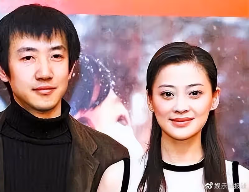 梅婷現任老公曝光，大花臂眼鏡男，長相不帥卻把梅婷寵上天！