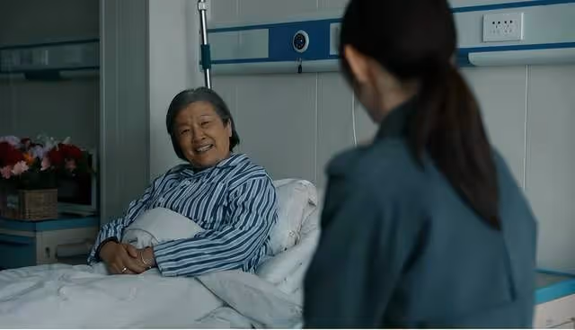 李小冉給宋春麗打電話借錢:我是劉淑霞啊,宋春麗的回應笑翻全場