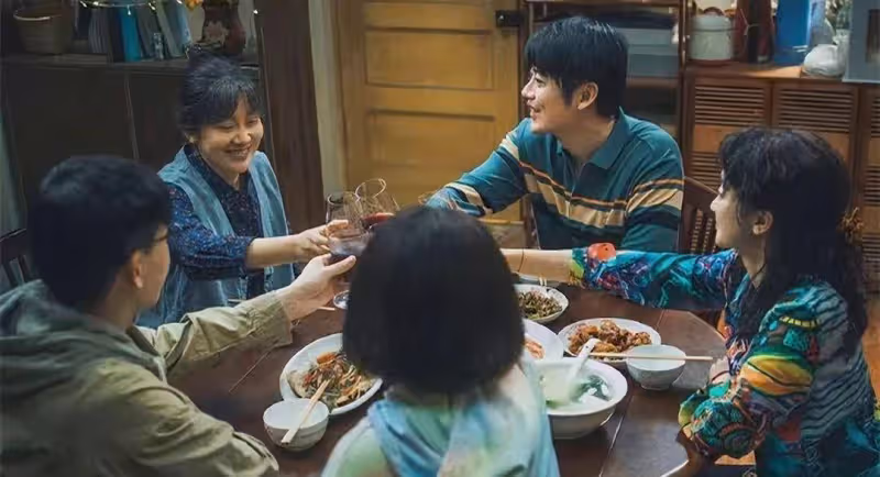 閆妮新劇《外婆的新世界》有望定檔3月8日，這三個看點值得期待