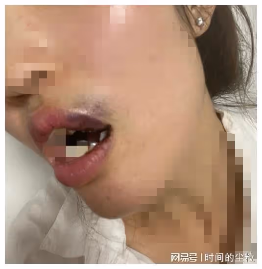 年輕輕的,又家暴又出軌?