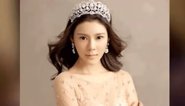 任性女模：和癮君子在一起，兩次加入「孕內父親」，現狀讓人唏噓