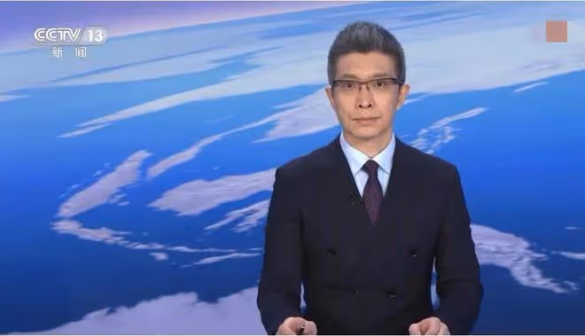 央視新聞節目現播出事故,廣告中途畫面切錯,朱廣權開小差受驚嚇