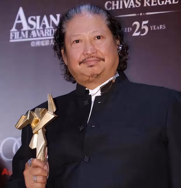 71歲洪金寶獲電影終身成就獎,激動發聲:電影的存在實在太美好