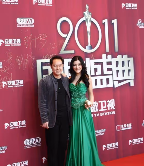 他錯過了20年華，錯過了30年成家立業，如今40餘歲依舊孤身一人