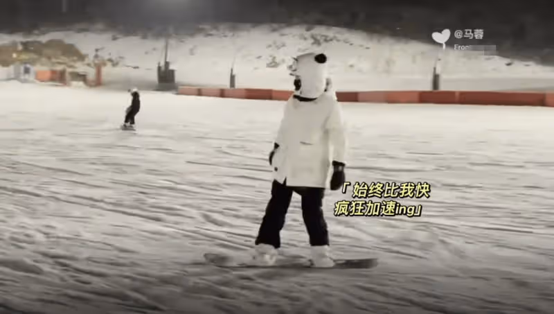 兄妹同框!13歲王子豪身高猛躥,王子珊扎雙馬尾辮遺傳媽媽美貌