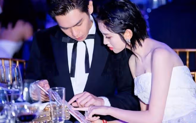 曝當紅一線小生出軌,妻子多次抓包選擇原諒,張若昀躺槍真假難測