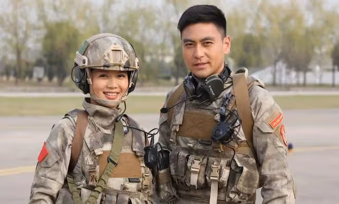 40歲演員無戲拍賣魚近一年!路邊擺地攤滿身污垢,稱喜歡現在生活