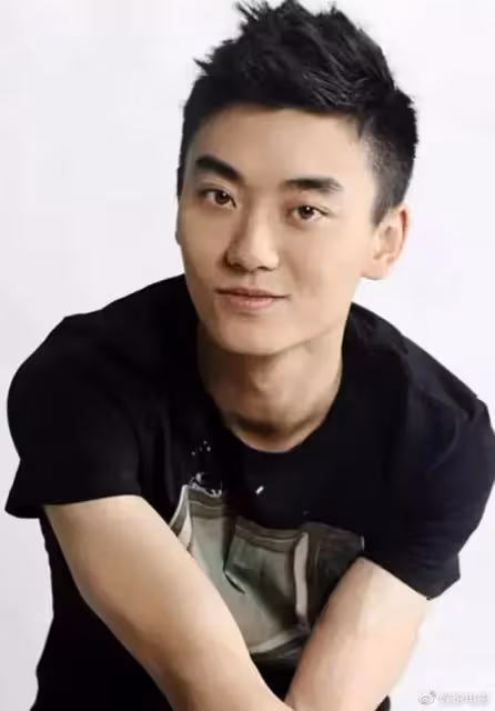 這八位星二代的演技實在不敢恭維,父母幫忙了,也是難出圈