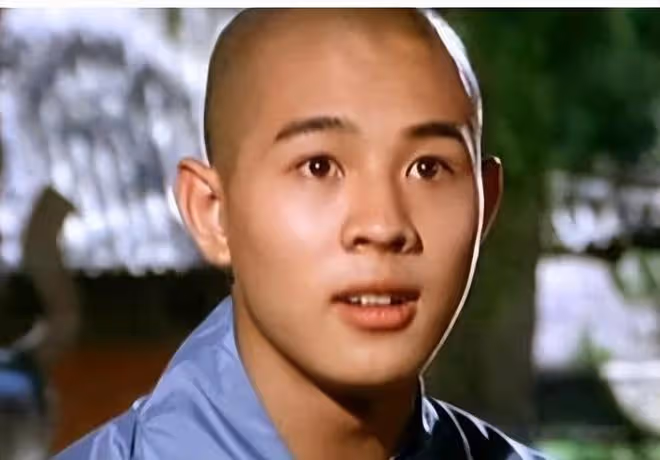 魯豫問李連杰:你爺爺是誰?李連杰:我敢說,但你不敢播出去?