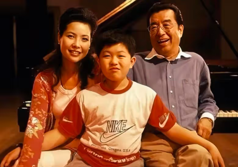 李雙江大兒子曝光,前半生落魄潦倒,今照顧父親多年謙遜又低調!