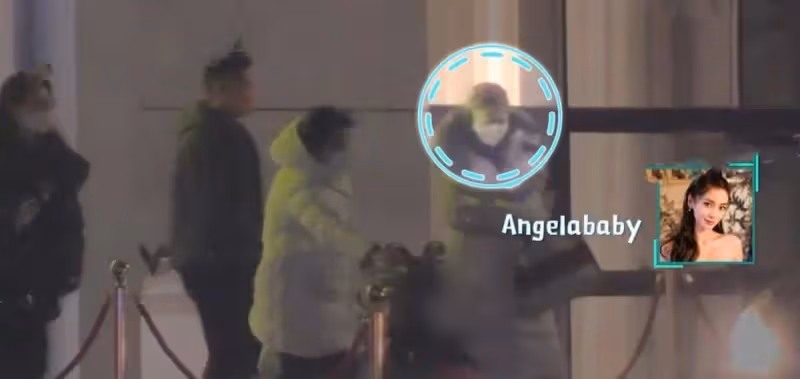 楊穎深夜收工陪兒子購物！5歲小海綿側顏太優越，手捧零食好有愛