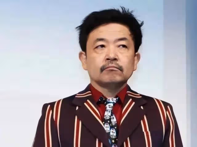 對比日韓明星被權貴玩弄與潛規則,國內明星就像溫室花朵,碰不得